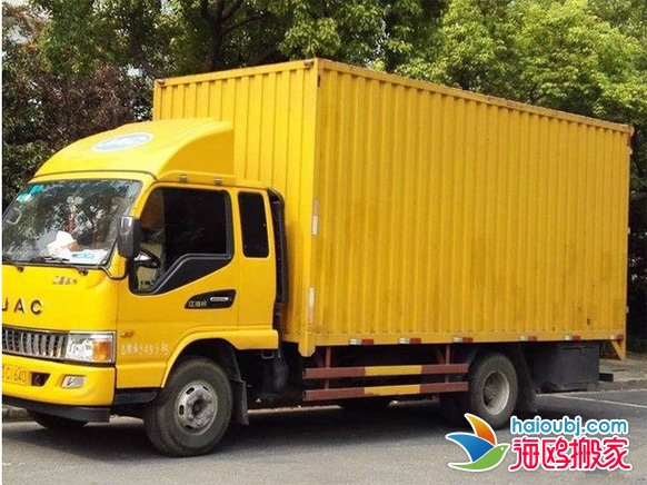 昆明西山區(qū)搬家小貨車合適還是選擇面包車搬家？